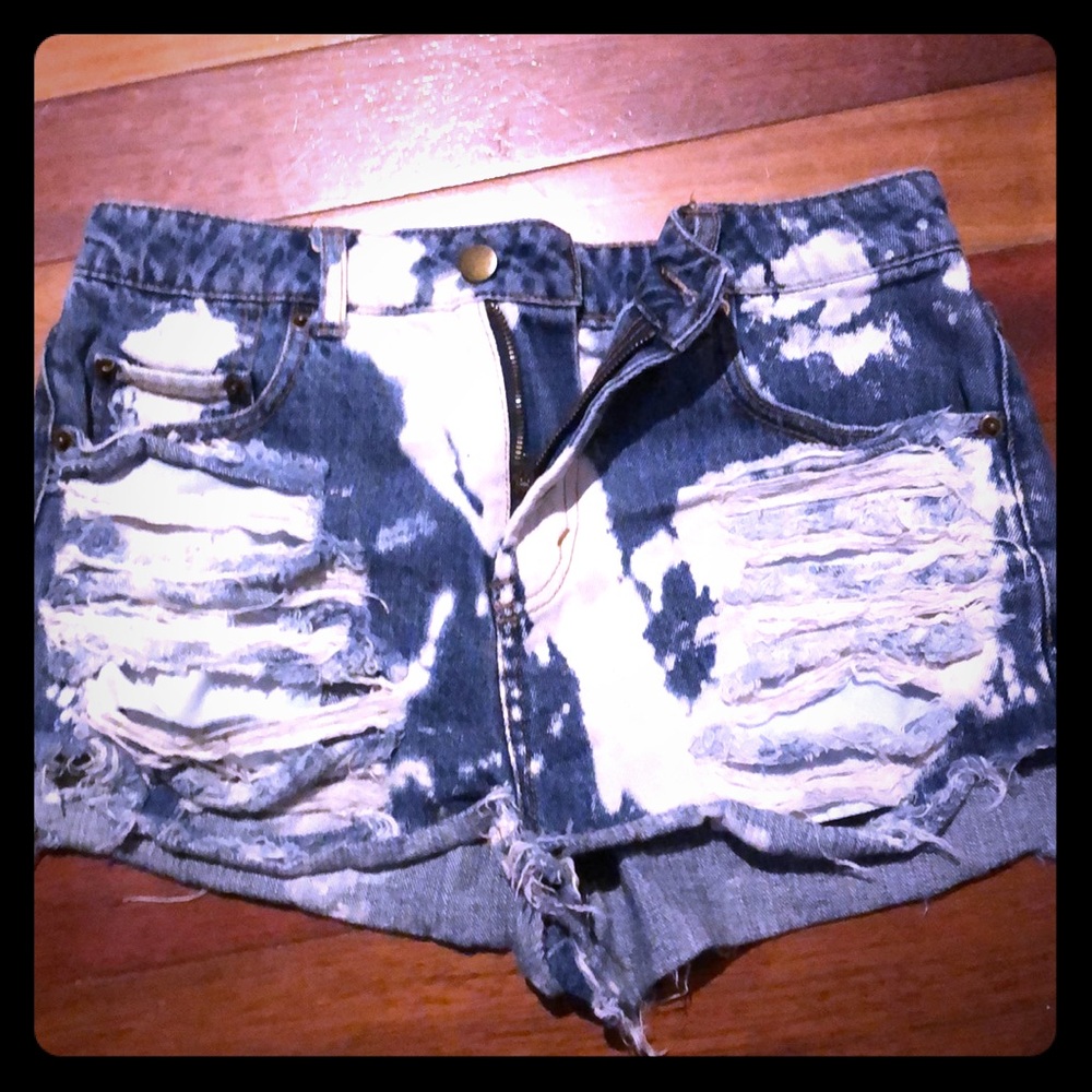 Women’s jean deconstructed shorts